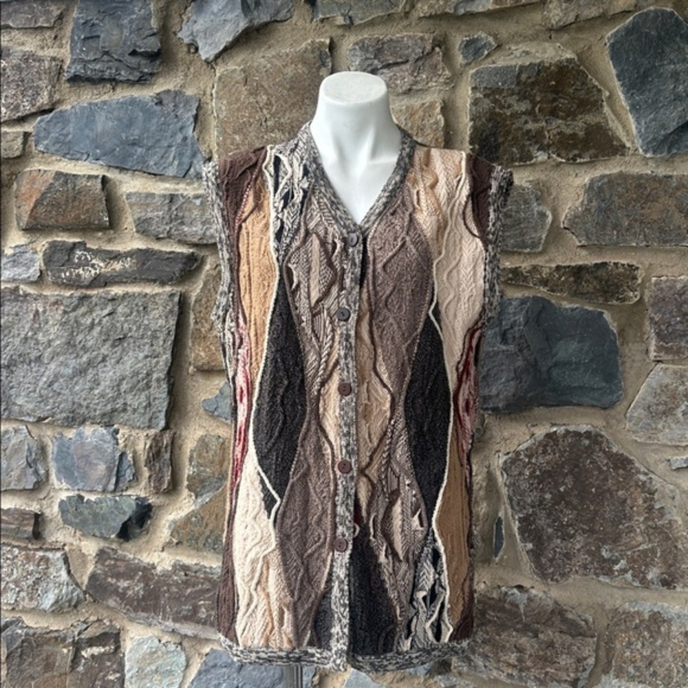 Vintage Aklanda Coogi style pure wool Australian sweater vest size Large